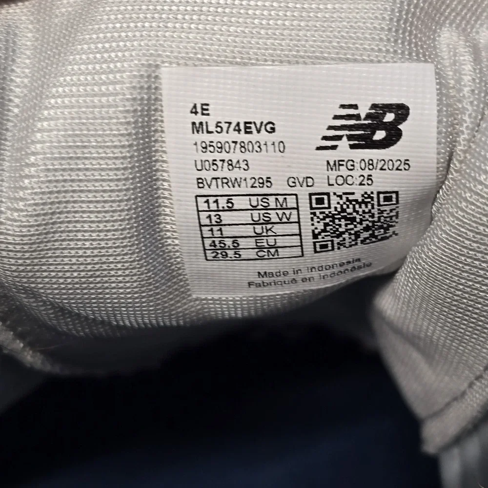 New Balance 574v2 Classic ML574EVG Men Size 11.5